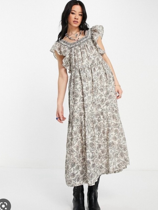 Free People Dresses & Skirts - Free People Cream Floral Ruffle Maxi Dress